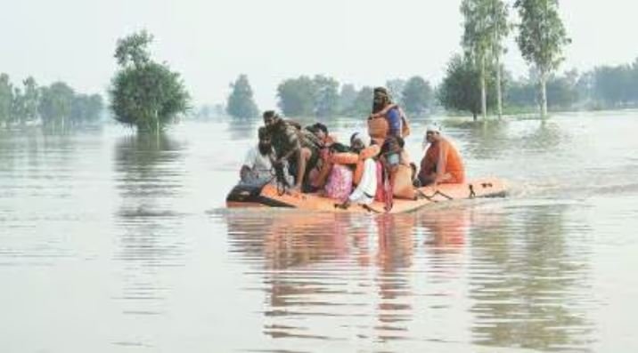 Punjab in Flood: ਪੰਜਾਬ ਪੁਲਿਸ, NDRF, SDRF ਅਤੇ ARMY ਨਾਲ ਮਿਲ ਹੜ੍ਹ ਪ੍ਰਭਾਵਿਤ ਜ਼ਿਲ੍ਹਿਆਂ ‘ਚ ਬਚਾਅ ਕਾਰਜਾਂ ‘ਚ ਜੁਟੀ