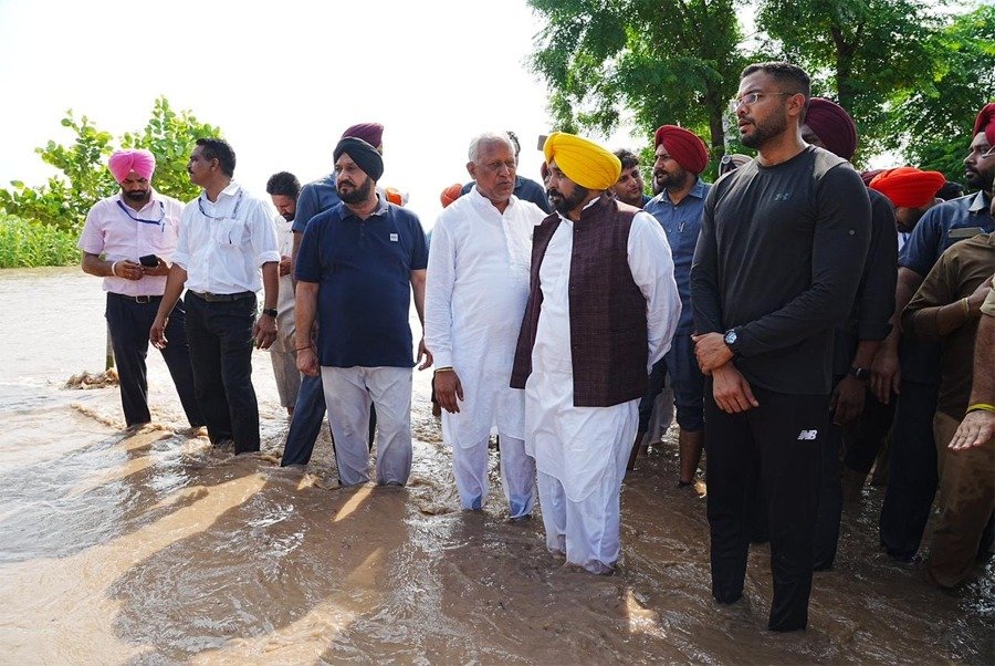 CM ਮਾਨ ਹੜਾਂ ਤੋਂ ਦਿਵਾਉਣਗੇ ਪੱਕੀ ਨਿਜ਼ਾਤ, ਹੜ੍ਹ ਵਾਲੇ ਇਲਾਕੇ ਦਾ ਖਾਕਾ ਤਿਆਰ ਕਰਨ ਦੀ ਹਦਾਇਤ ਕੀਤੀ ਜਾਰੀ