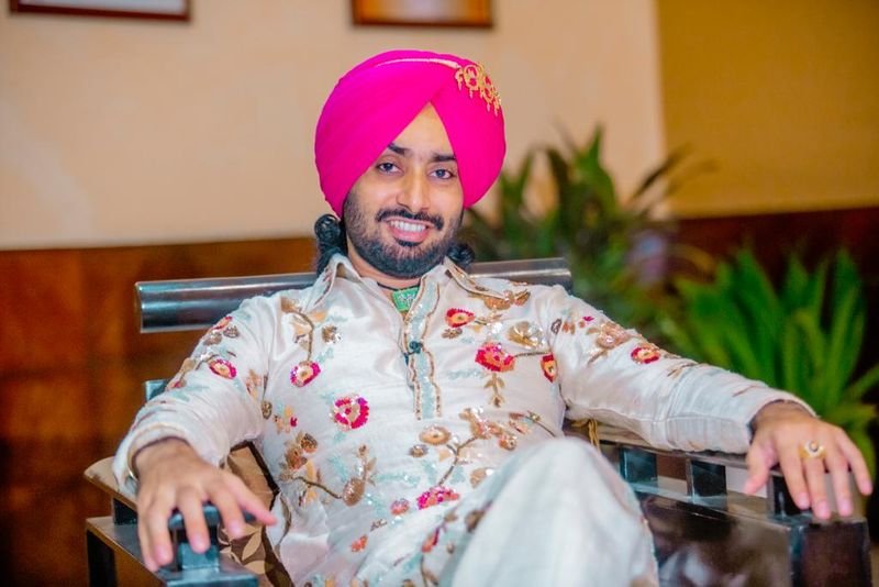 ਹੜ੍ਹ ਪੀੜਤਾਂ ਦੀ ਮਦਦ ‘ਚ ਆਇਆ ਪਾਲੀਵੁੱਡ, ਸਿੰਗਰ ਸਰਤਾਜ ਨੇ ਭੇਜਿਆ ਰਾਸ਼ਨ, ਰਾਹਤ ਕਾਰਜਾਂ ‘ਚ ਜੁਟੇ ਰਹੇ ਜੱਸੀ