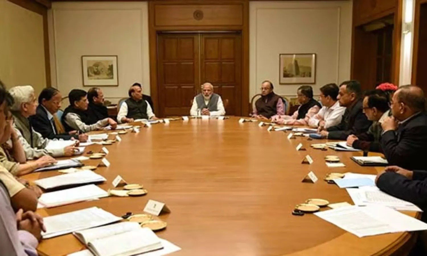 कैबिनेट मीटिंग में 5 बड़े फैसले, LPG, शिक्षा, बुनियादी ढांचा और पूर्वोत्तर क्षेत्र के विकास पर विशेष जोर