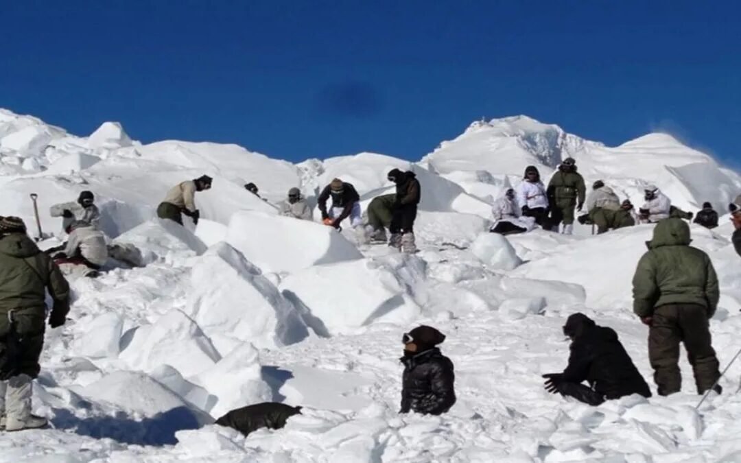 सियाचिन बेस कैंप के पास एवलांच, दो अग्निवीर समेत सेना के तीन जवान शहीद