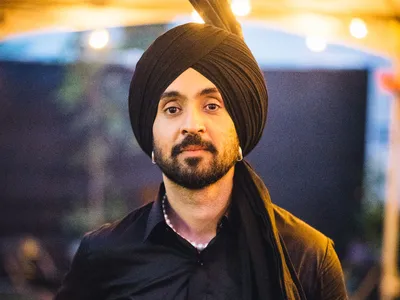 ਦਿਲਜੀਤ ਦੋਸਾਂਝ ਵੱਲੋਂ ਰਾਜਵੀਰ ਜਵੰਦਾ ਦੀ ਸਿਹਤ ਲਈ ਭਾਵੁਕ ਅਪੀਲ, ਕਿਹਾ – “ਉਹ ਸਟੇਜ 'ਤੇ ਵਾਪਸੀ ਕਰੇ, ਆਓ ਅਰਦਾਸ ਕਰੀਏ”