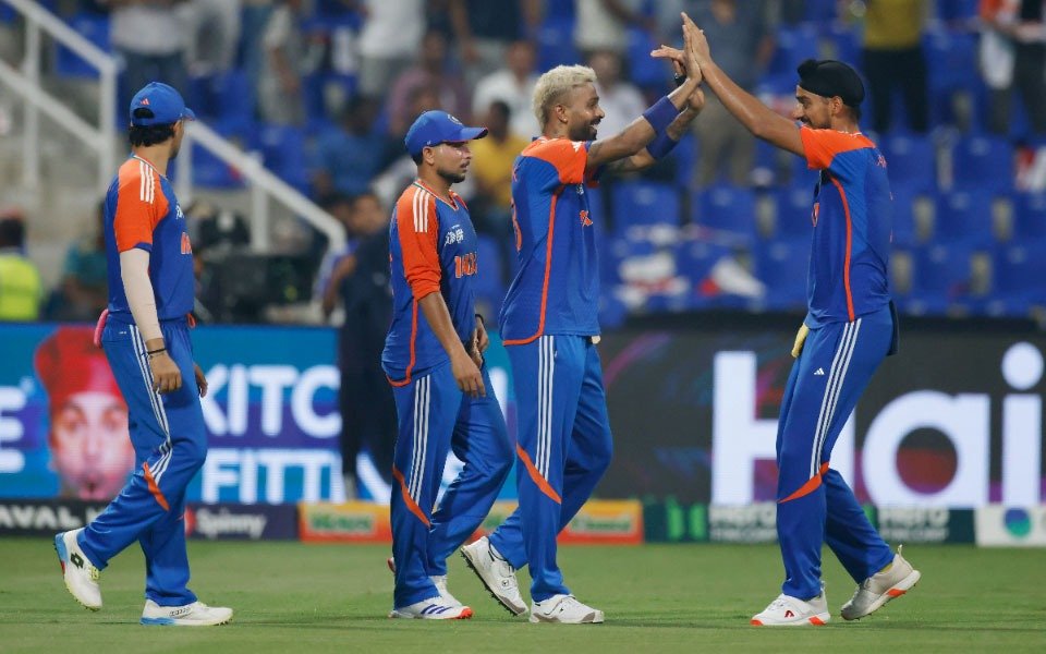 India vs Oman: ਭਾਰਤ ਨੇ ਏਸ਼ੀਆ ਕੱਪ ‘ਚ ਲਗਾਈ ਜਿੱਤ ਦੀ ਹੈਟ੍ਰਿਕ, ਓਮਾਨ ਨੂੰ 21 ਦੌੜਾਂ ਨਾਲ ਹਰਾਇਆ