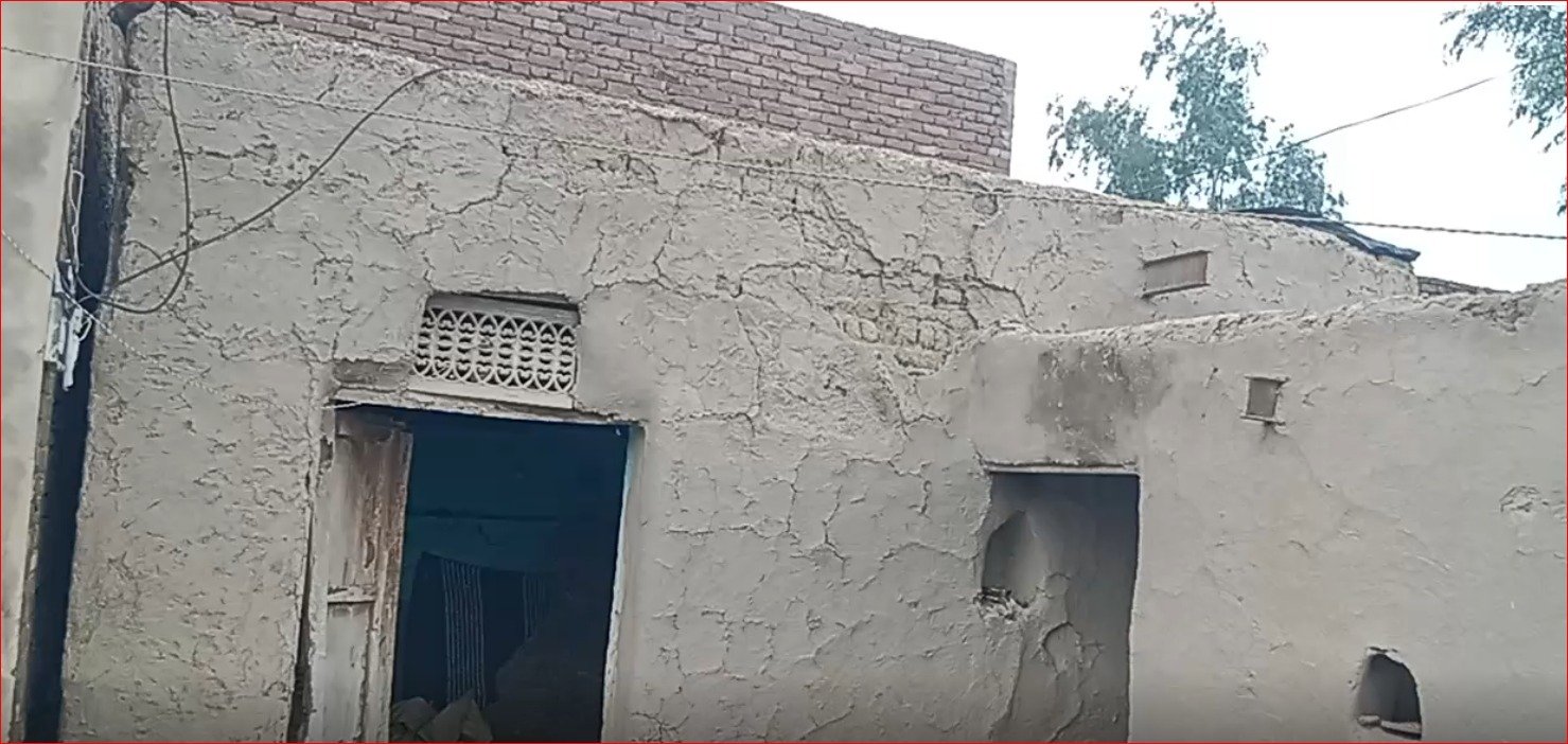 ਪਿੰਡ ਵੱਡਾ ਬੂਰ ਵਾਲਾ ਦਾ ਪਰਿਵਾਰ ਖਸਤਾ ਹਾਲਾਤ ਦੇ ਮਕਾਨ ‘ਚ ਰਹਿਣ ਨੂੰ ਮਜਬੂਰ, ਪਰਿਵਾਰ ਨਾਲ ਕਦੇ ਵੀ ਵਾਪਰ ਸਕਦਾ ਹਾਦਸਾ