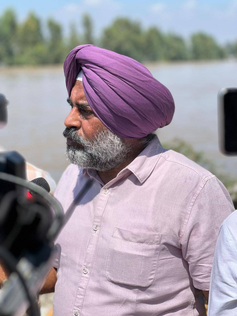 ਪਰਗਟ ਸਿੰਘ ਨੇ SDRF ‘ਤੇ ਦੋਵਾਂ ਸਰਕਾਰਾਂ ਤੋਂ ਮੰਗੇ ਜਵਾਬ, ਹਾਈ ਕੋਰਟ ਦੇ ਮੌਜੂਦਾ ਜੱਜ ਤੋਂ ਜਾਂਚ ਕਰਵਾਉਣ ਦੀ ਕੀਤੀ ਮੰਗ