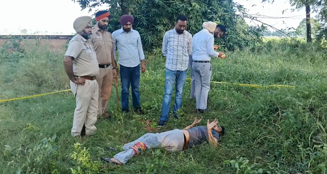 ਫਰੀਦਕੋਟ ਪੁਲਿਸ ਦੀ ਵੱਡੀ ਕਾਰਵਾਈ: ਬੰਬੀਹਾ ਗੈਂਗ ਦੇ 1 ਕਰੋੜ ਦੀ ਫਿਰੌਤੀ ਮੰਗਣ ਵਾਲੇ 3 ਗੈਂਗਸਟਰ ਗ੍ਰਿਫ਼ਤਾਰ, ਮੁਕਾਬਲੇ ‘ਚ ਇੱਕ ਜਖ਼ਮੀ
