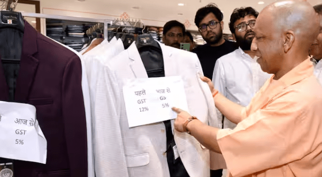 ਯੋਗੀ ਆਦਿੱਤਿਆਨਾਥ ਨੇ ਗੋਰਖਪੁਰ ‘ਚ ਨਵੇਂ GST ਸੁਧਾਰਾਂ ਦੀ ਮੁਹਿੰਮ ਦੀ ਸ਼ੁਰੂਆਤ ਕੀਤੀ