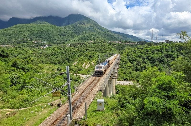 ਸ਼੍ਰੀ ਮਾਤਾ ਵੈਸ਼ਨੋ ਦੇਵੀ ਕਟੜਾ ਅਤੇ ਜੰਮੂ ਜਾਣ ਵਾਲੀਆਂ ਟ੍ਰੇਨਾਂ ਕੈਂਸਲ, ਮੀਂਹ ਕਾਰਨ ਰੇਲਵੇ ਵੀ ਪ੍ਰਭਾਵਿਤ