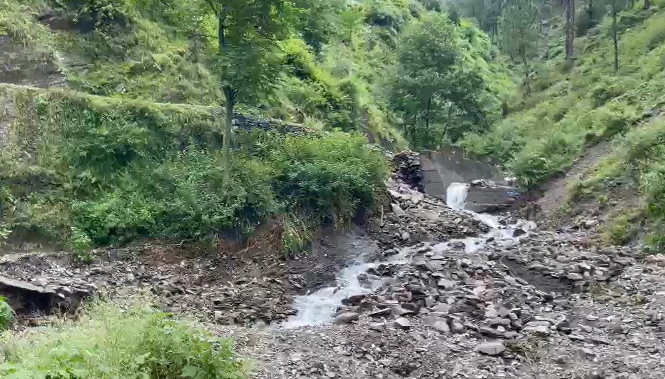 चंबा में मौसम ने एक बार फिर से ली करवट, चंबा रेड जोन घोषित