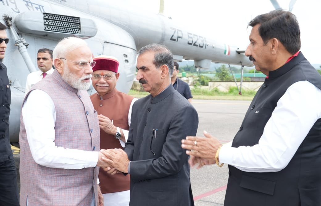 PM ਮੋਦੀ ਵਲੋਂ ਹਿਮਾਚਲ ਲਈ ਸਪੈਸ਼ਲ ਪੈਕਜ ਤਹਿਤ 1500 ਕਰੋੜ ਦੇਣ ਦਾ ਐਲਾਨ, ਮ੍ਰਿਤਕਾਂ ਦੇ ਪਰਿਵਾਰਾਂ ਨੂੰ ਦਿੱਤੇ ਜਾਣਗੇ 2-2 ਲੱਖ ਰੁਪਏ
