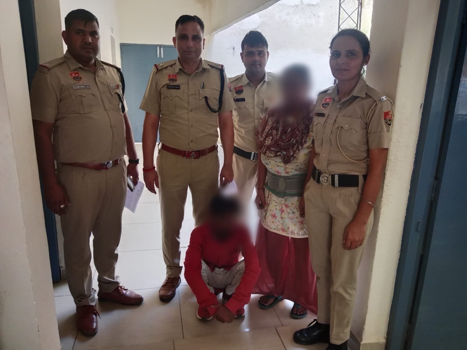 माँ-बेटे ने नकली सोने की ईट को असली बताकर सुनार से की ठगी!