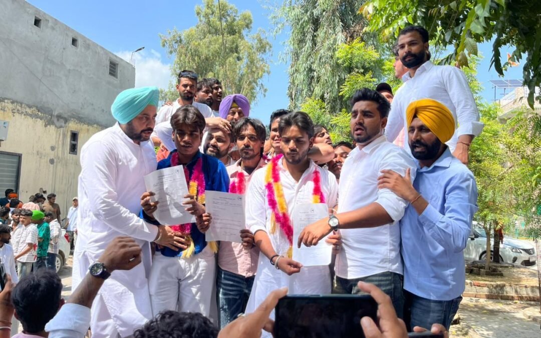 ਮਲੋਟ ‘ਚ ਡੀਏਵੀ ਕਾਲਜ ਚੋਣਾਂ ਨੂੰ ਲੈ ਕੇ ਤਣਾਅ: ਨੌਜਵਾਨਾਂ ਵੱਲੋਂ ਐਸ.ਐਚ.ਓ. ਸਮੇਤ ਪੁਲਿਸ ਪਾਰਟੀ ‘ਤੇ ਫਾਇਰਿੰਗ