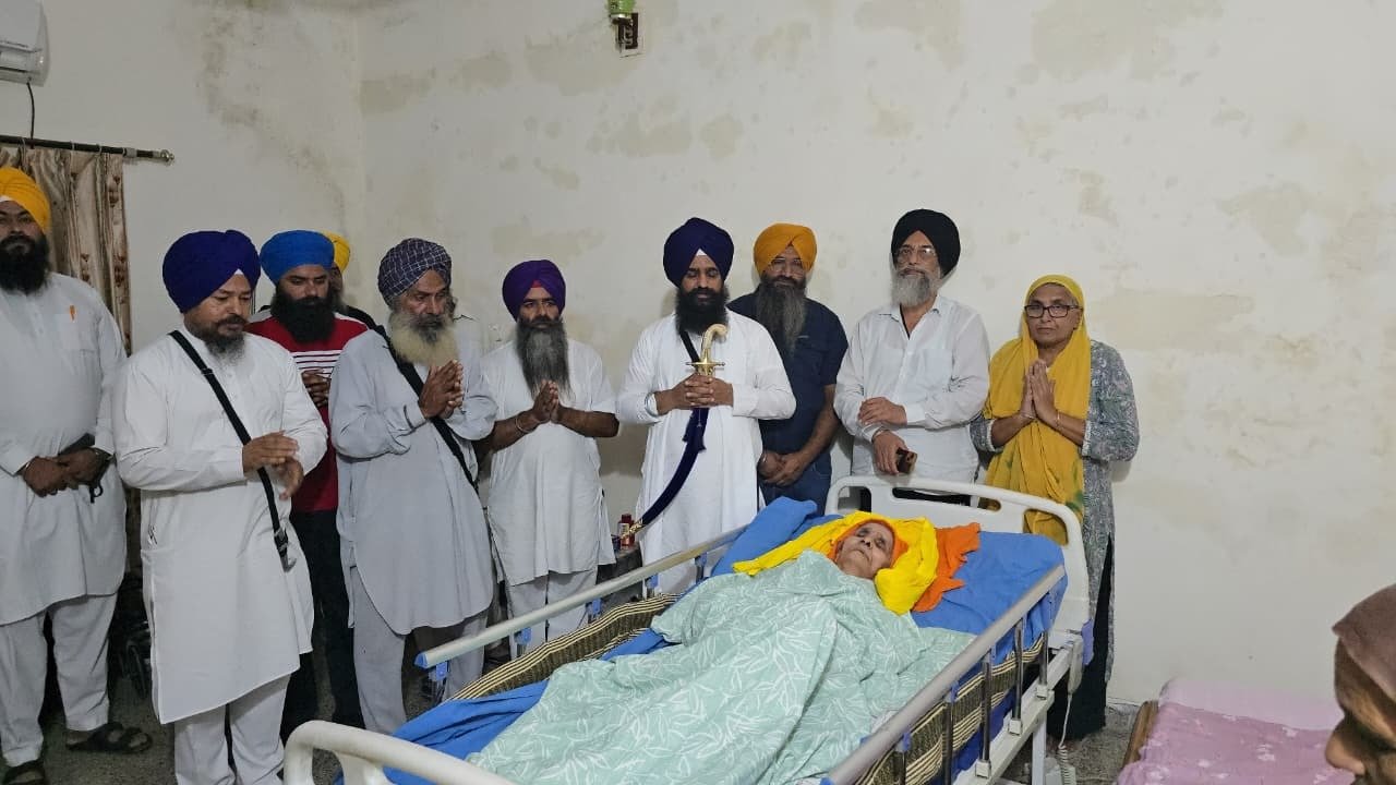 ਭਾਈ ਹਵਾਰਾ ਨੂੰ ਆਪਣੀ ਬਜ਼ੁਰਗ ਮਾਤਾ ਨਾਲ ਮਿਲਣ ਲਈ ਵਕਤੀ ਜ਼ਮਾਨਤ ਦੇਵੇ ਕੇਂਦਰ ਸਰਕਾਰ: ਜਥੇਦਾਰ ਕੁਲਦੀਪ ਸਿੰਘ ਗੜਗੱਜ