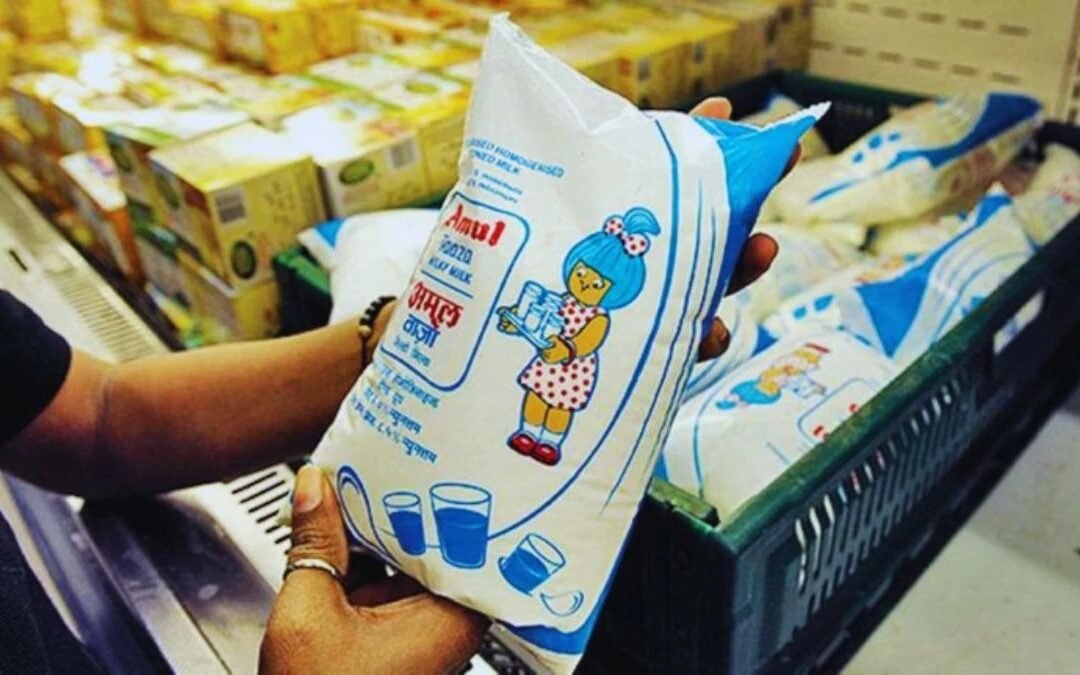 अमूल और मदर डेयरी का दूध 22 सितंबर से कितना सस्ता होगा? देखें लिस्ट
