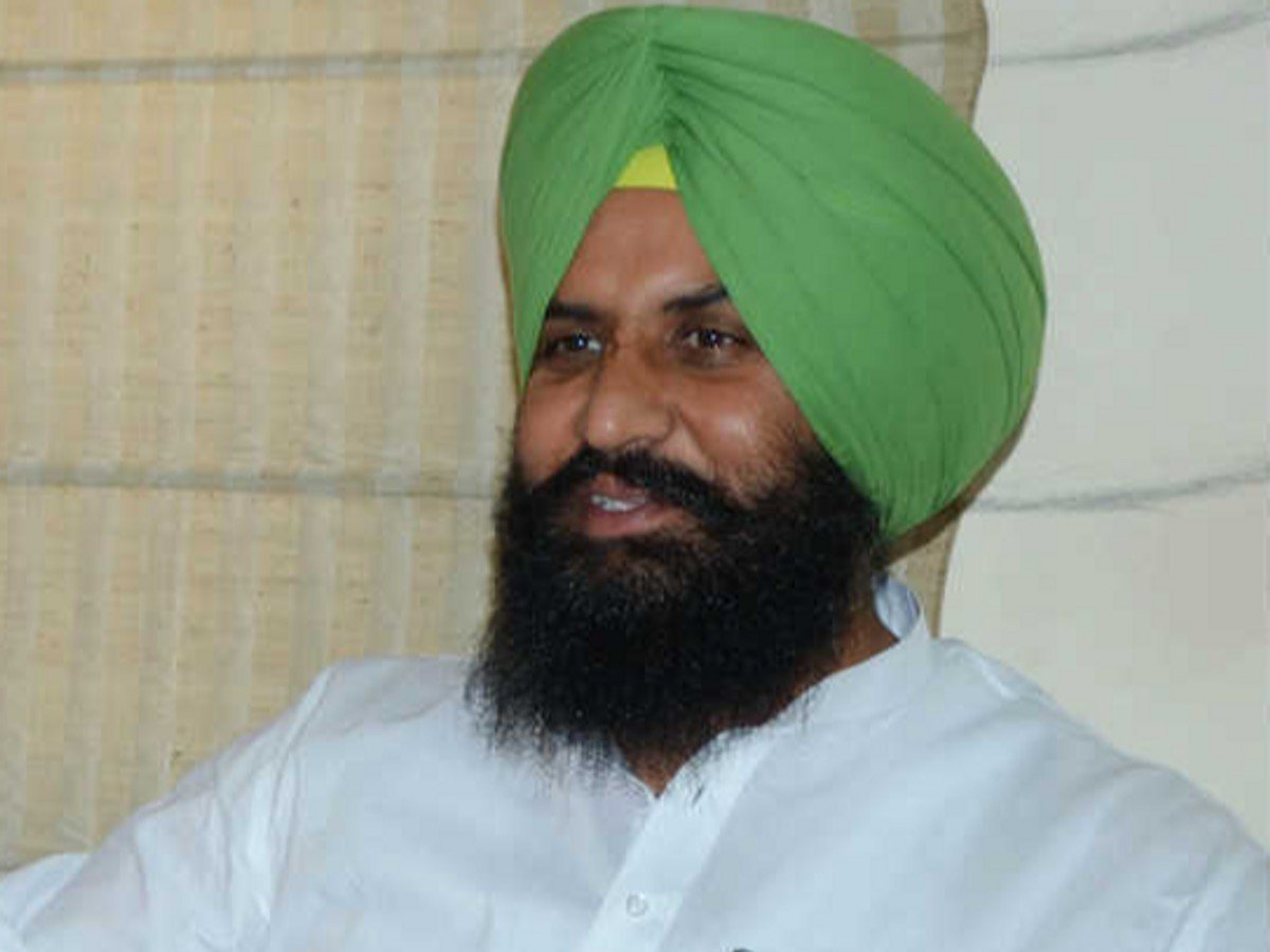 ਕਾਰ ‘ਤੇ ਗੋਲੀਬਾਰੀ ਰਾਜਨੀਤੀ ਨਹੀਂ ਸਗੋਂ ਪਰਿਵਾਰਕ ਝਗੜਾ, ਮੈਂ ਚਾਹੁੰਦਾ ਸੀ ਮਾਮਲਾ ਘਰੇ ਰਹੇ ਪਰ ਵਿਰੋਧੀਆਂ ਨੇ ਮਾਮਲਾ ਵਧਾਇਆ- ਸਿਮਰਜੀਤ ਬੈਂਸ