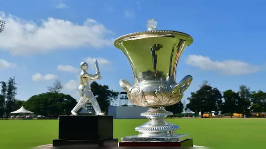 Duleep Trophy Semi-Finals 2025: ਦਲੀਪ ਟਰਾਫੀ ਸੈਮੀਫਾਈਨਲ ‘ਚ ਯਸ਼ਸਵੀ ਜੈਸਵਾਲ 4 ਦੌੜਾਂ ਬਣਾ ਕੇ ਆਊਟ ਹੋਏ, ਗਾਇਕਵਾੜ ਕ੍ਰੀਜ਼ ‘ਤੇ ਮੌਜੂਦ