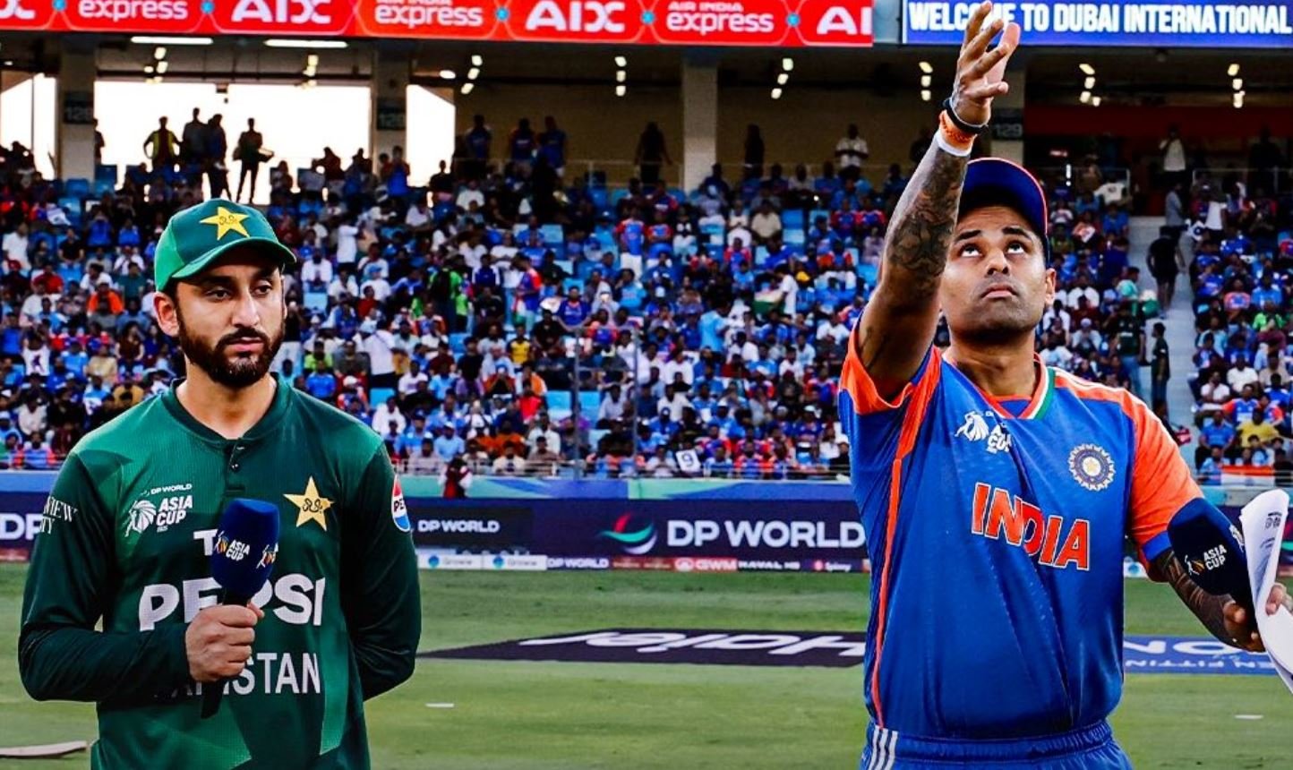 Asia Cup Final: ਭਾਰਤ ਨੇ ਟਾਸ ਜਿੱਤ ਕੇ ਪਹਿਲਾਂ ਗੇਂਦਬਾਜ਼ੀ ਕਰਨ ਦਾ ਕੀਤਾ ਫੈਸਲਾ