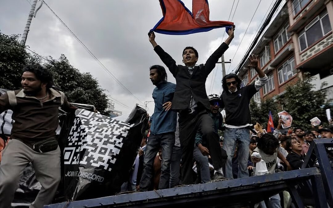 Gen-Z पीढ़ी ने नेपाल में मचाया बवाल, जल उठी राजधानी काठमांडू, जाने भारत सरकार की तरफ से जारी की गई एडवाइजरी