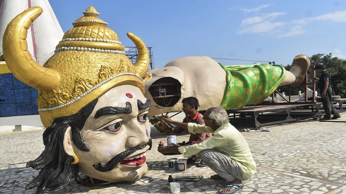 ਅਯੁੱਧਿਆ ਵਿੱਚ 240 ਫੁੱਟ ਰਾਵਣ ਸਾੜਨ ‘ਤੇ ਪਾਬੰਦੀ — ਰਾਮਲੀਲਾ ਕਮੇਟੀ ਨੇ ਕੀਤਾ ਵਿਰੋਧ, ਪ੍ਰਧਾਨ ਮੰਤਰੀ ਤੇ ਮੁੱਖ ਮੰਤਰੀ ਨੂੰ ਅਪੀਲ