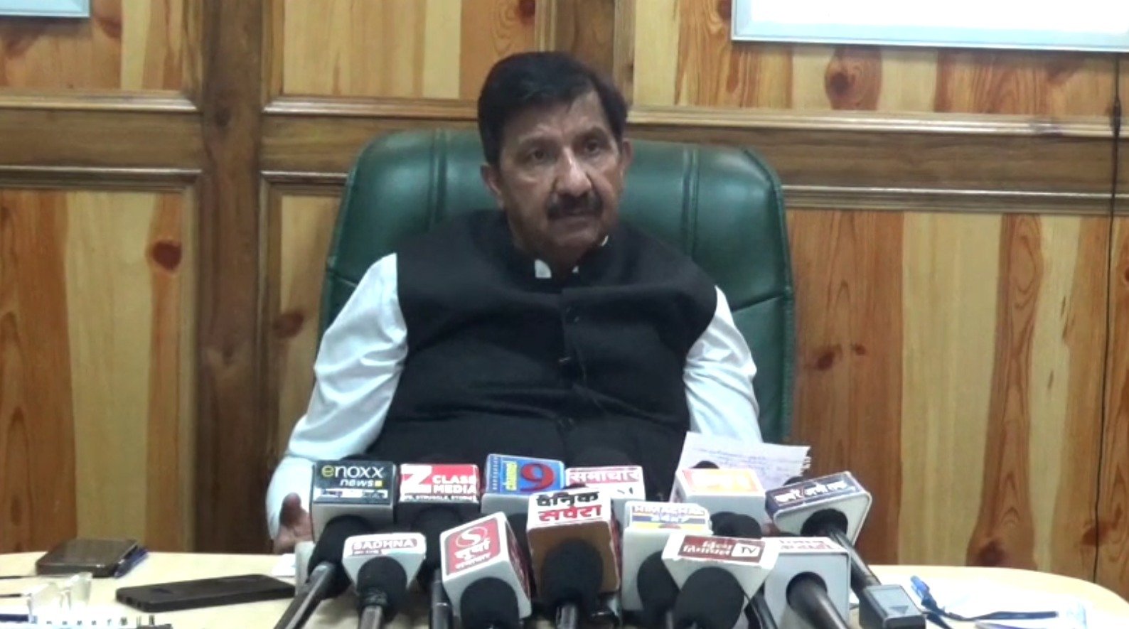 हिमाचल में तीन साल में आपदा से जल शक्ति विभाग को 4150 करोड़ का नुकसान- मुकेश अग्निहोत्री हिमाचल में तीन साल में आपदा से जल शक्ति विभाग को 4150 करोड़ का नुकसान- मुकेश अग्निहोत्री