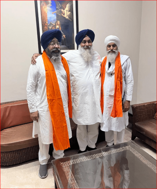 ਬਾਗੀ ਧੜੇ ਨੂੰ ਵੱਡਾ ਝਟਕਾ! SGPC ਮੈਂਬਰਾਂ ਦੀ ਹੋਈ ਘਰ ਵਾਪਸੀ, ਸੁਖਬੀਰ ਬਾਦਲ ਦਾ ਵੱਡਾ ਐਲਾਨ