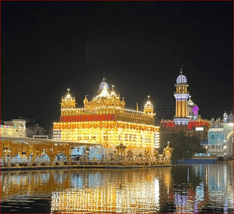 ਪ੍ਰਕਾਸ਼ ਪੁਰਬ ਲਈ ਅੰਮ੍ਰਿਤਸਰ 'ਚ ਸੰਗਤ ਦਾ ਭਾਰੀ ਇਕੱਠ, ਹਰਿਮੰਦਰ ਸਾਹਿਬ ਵਿਖੇ ਵਿਸ਼ੇਸ਼ ਸਮਾਗਮ, ਫੁੱਲਾਂ ਅਤੇ ਲਾਈਟਾਂ ਨਾਲ ਜਗਮਗਾ ਰਹੀ ਗੁਰੂ ਕੀ ਨਗਰੀ