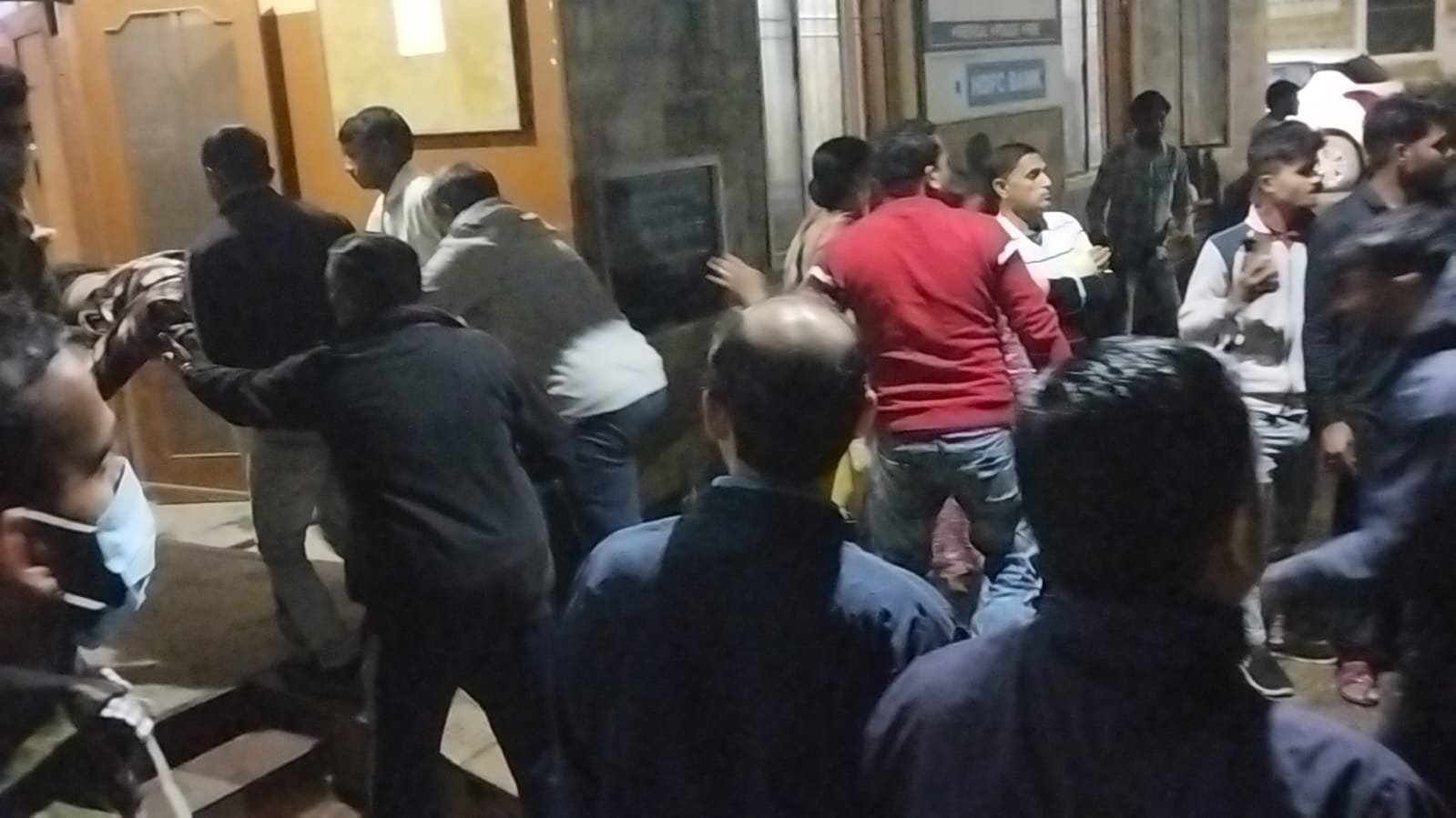 ਬਿਲਾਸਪੁਰ ਵਿੱਚ ਭਿਆਨਕ ਹਾਦਸਾ: ਜ਼ਮੀਨ ਖਿਸਕਣ ਕਾਰਨ ਮਲਬੇ ਹੇਠ ਫਸੀ ਬੱਸ, 8 ਲਾਸ਼ਾਂ ਬਰਾਮਦ