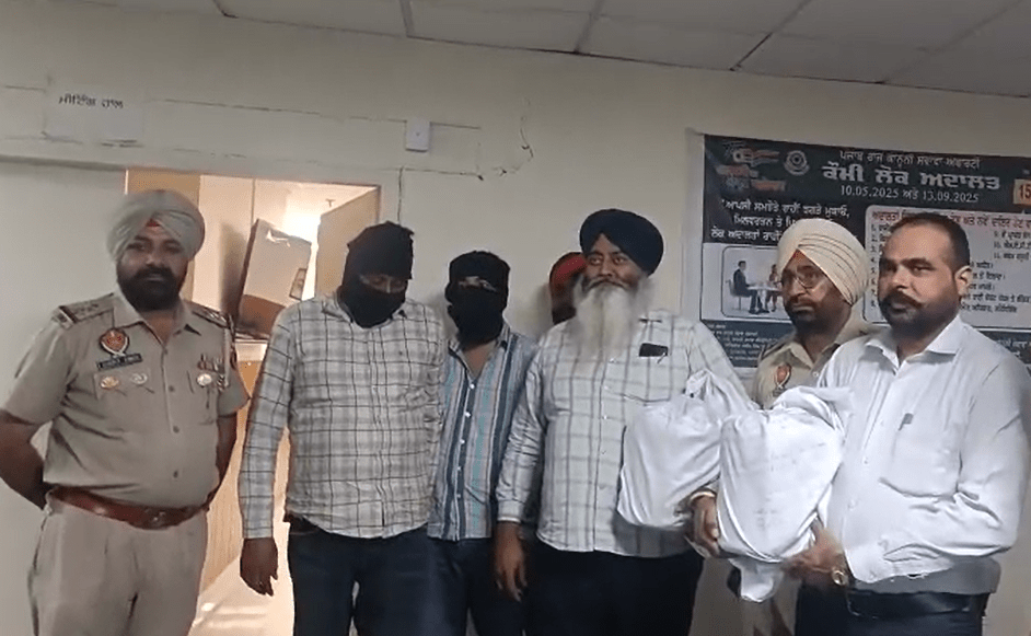 ਤਰਨ ਤਾਰਨ 'ਚ ਵੱਡੀ ਨਸ਼ਾ ਰੋਕੂ ਕਾਰਵਾਈ: CIA ਸਟਾਫ ਨੇ 16 ਕਿਲੋ ਹੈਰੋਇਨ ਨਾਲ ਦੋ ਤਸਕਰ ਗਿਰਫ਼ਤਾਰ