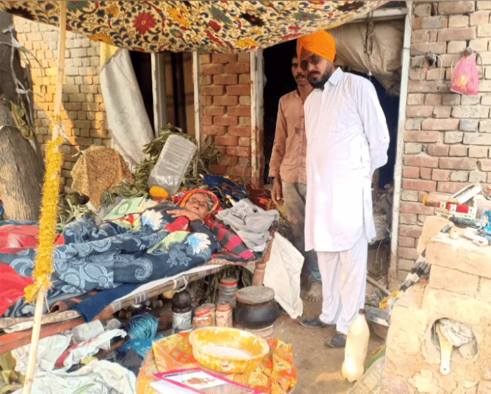 ਅਬੋਹਰ ਦੇ ਪਿੰਡ ਕੰਧਵਾਲਾ ਅਮਰਕੋਟ ਵਿੱਚ ਬਜ਼ੁਰਗ ਵਿਧਵਾ ਨਾਲ ਲੁੱਟ — ਘਰ ਵਿੱਚ ਦਾਖਲ ਹੋ ਕੇ ਕੰਨਾਂ ਦੀਆਂ ਸੋਨੇ ਦੀਆਂ ਵਾਲੀਆਂ ਖੋਹਿਆਂ