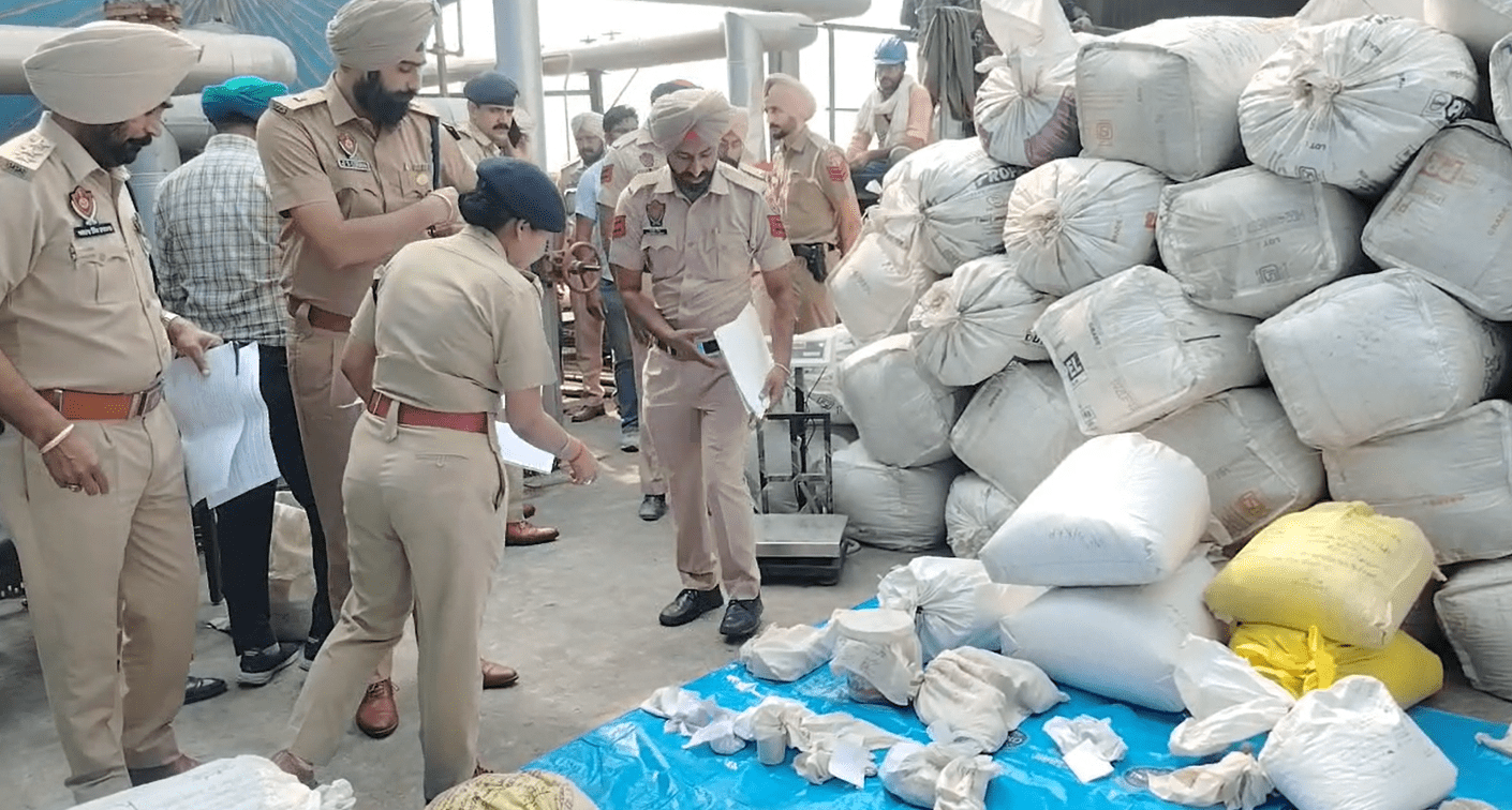 ਫਰੀਦਕੋਟ ‘ਚ ਵੱਡੀ ਕਾਰਵਾਈ — ਪੰਜਾਬ ਪੁਲਿਸ ਵੱਲੋਂ 16 ਕੁਇੰਟਲ ਤੋਂ ਵੱਧ ਨਸ਼ੀਲਾ ਸਮਾਨ ਨਸ਼ਟ