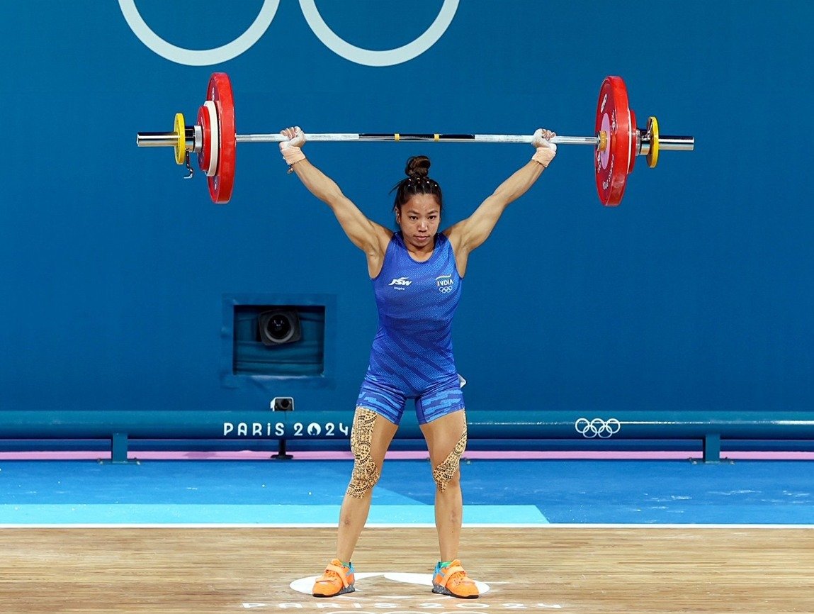World Weightlifting Championships: ਮੀਰਾਬਾਈ ਚਾਨੂ ਨੇ ਇੱਕ ਵਾਰ ਫਿਰ ਲਹਿਰਾਇਆ ਦੇਸ਼ ਦਾ ਝੰਡਾ, ਵਿਸ਼ਵ ਚੈਂਪੀਅਨਸ਼ਿਪ ‘ਚ ਜਿੱਤਿਆ ਚਾਂਦੀ ਦਾ ਤਗਮਾ