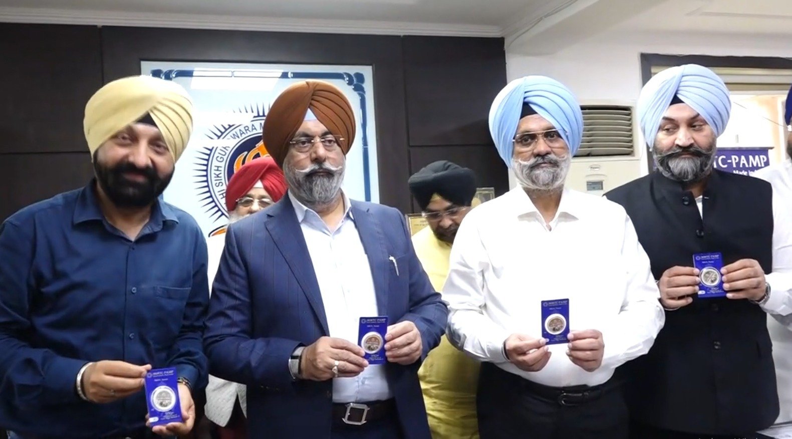 ਗੁਰੂ ਤੇਗ ਬਹਾਦਰ ਸਾਹਿਬ ਜੀ ਦੇ 350 ਸਾਲਾ ਸ਼ਹੀਦੀ ਦਿਹਾੜੇ ਨੂੰ ਸਮਰਪਿਤ ਦਿੱਲੀ ਗੁਰਦੁਆਰਾ ਕਮੇਟੀ ਵੱਲੋਂ ਚਾਂਦੀ ਦਾ ਸਿੱਕਾ ਲਾਂਚ