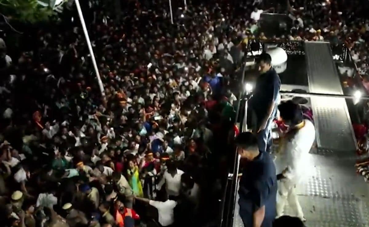 करूर भगदड़ पर मद्रास हाई कोर्ट का बड़ा फैसला, भगदड़ की जांच नहीं करेगी CBI, SIT को सौंपा जिम्मा