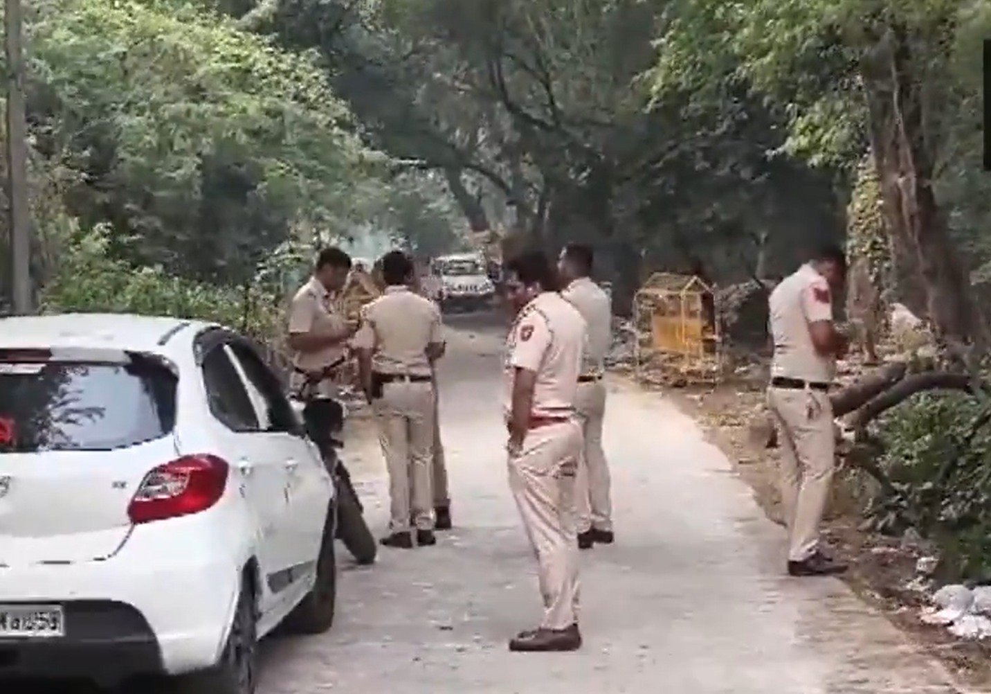 दिल्ली पुलिस की अपराधियों पर बड़ी कार्रवाई, दो जगह एनकाउंटर में 4 बदमाशों का एनकाउंटर