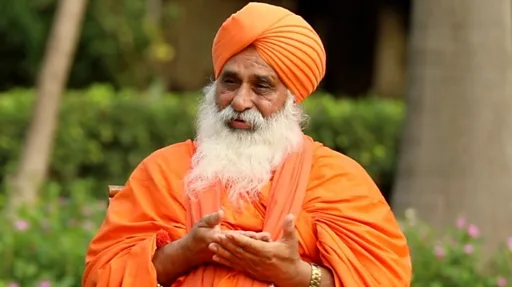 ਪਹਿਲਾਂ ‘ਹਰਾ ਨਗਰ ਕੀਰਤਨ’ ਸਫੈਲਾਬਾਦ ਤੋਂ ਨਿਰਮਲ ਕੁਟੀਆ ਸੁਲਤਾਨਪੁਰ ਲੋਧੀ ਪਹੁੰਚਿਆ, ਵਾਤਾਵਰਨ ਸੰਭਾਲ ਲਈ ਪ੍ਰਸ਼ਾਦ ਰੂਪ ‘ਚ ਵੰਡੇ 3500 ਬੂਟੇ