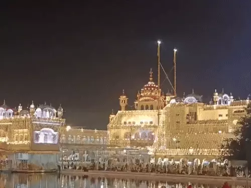 ਅੰਮ੍ਰਿਤਸਰ ‘ਚ ਅੱਜ ਬੰਦੀ ਛੋੜ ਦਿਵਸ ਅਤੇ ਦੀਵਾਲੀ ਦਾ ਪਵਿੱਤਰ ਸੰਗਮ, 300,000 ਸ਼ਰਧਾਲੂਆਂ ਦੇ ਆਉਣ ਦੀ ਉਮੀਦ