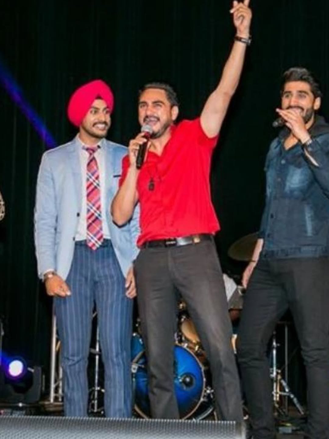 ਗਾਇਕ ਕੁਲਵਿੰਦਰ ਬਿੱਲਾ ਨੇ Social Media ਤੇ ਰਾਜਵੀਰ ਜਵੰਦਾ ਨਾਲ ਸਾਂਝੀਆਂ ਕੀਤੀਆਂ ਤਸਵੀਰਾਂ, ਦੇਖੋ ਬੀਤੇ ਬੇਹੱਦ ਖ਼ੂਬਸੂਰਤ ਪਲਾਂ ਦੀ ਝਲਕ
