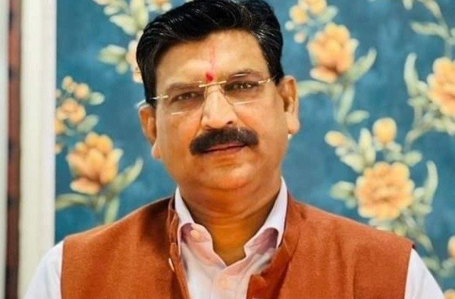 महाराष्ट्र स्थित नांदेड साहिब गुरुद्वारे पहुंचे हरियाणा के कैबिनेट मंत्री कृष्ण बेदी