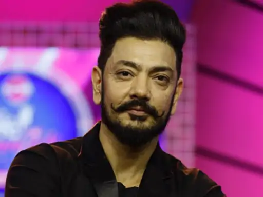 ਪੰਜਾਬੀ ਅਦਾਕਾਰ ਕੁਲਜਿੰਦਰ ਸਿੱਧੂ ਦੇ ਸ਼ੋਅਰੂਮ ‘ਚ ਵੱਡੀ ਚੋਰੀ: 2 ਕਰੋੜ ਦੇ ਗਹਿਣੇ ਗਾਇਬ, ਪੁਲਿਸ ਨੇ ਜਾਂਚ ਸ਼ੁਰੂ ਕੀਤੀ