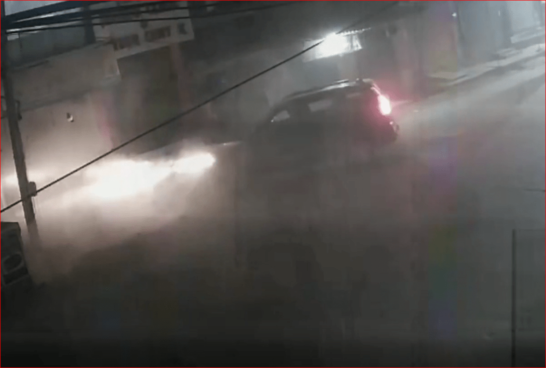 फरीदाबाद में तेज रफ्तार का कहर, घर के बाहर खड़ी गाड़ी को मारी टक्कर, चालक फरार