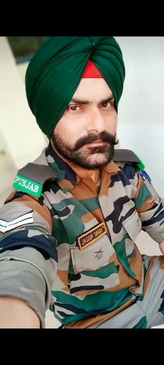 ਸ਼ਹੀਦ ਨਾਇਕ ਜਗਸੀਰ ਸਿੰਘ ਠੁੱਲੀਵਾਲ ਦਾ ਸਰਕਾਰੀ ਸਨਮਾਨਾਂ ਨਾਲ ਹੋਇਆ ਸਸਕਾਰ