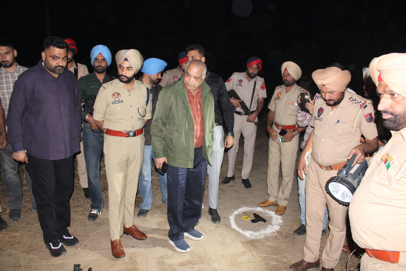 ਅਮ੍ਰਿਤਸਰ ‘ਚ ਚੱਲੀਆਂ ਗੋਲੀਆਂ, ਗੈਂਗਸਟਰ ਤੇ ਪੁਲਿਸ ਵਿਚਾਲੇ ਹੋਈ ਫਾਇਰਿੰਗ, ਇੱਕ ਮੁਲਜ਼ਮ ਗ੍ਰਿਫ਼ਤਾਰ