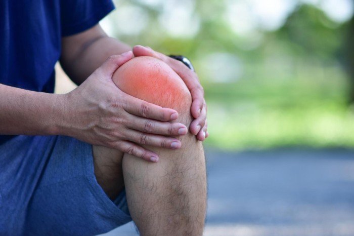 ਠੰਡ ‘ਚ ਜੋੜਾਂ ਦਾ ਦਰਦ ਕਰਦਾ ਪ੍ਰੇਸ਼ਾਨ? ਯੂਰਿਕ ਐਸਿਡ ਨੂੰ ਕਾਬੂ ‘ਚ ਰੱਖੋ! ਜਾਣੋ ਸਰਦੀਆਂ ‘ਚ ਰਾਹਤ ਪਾਉਣ ਦੇ ਆਸਾਨ ਤਰੀਕੇ!