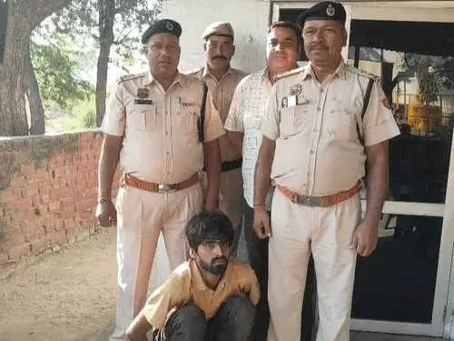 रेवाड़ी में फ्टवेयर इंजीनियर ने की ATM तोड़ने की कोशिश, ₹24 लाख चुराने से पहले अरेस्ट