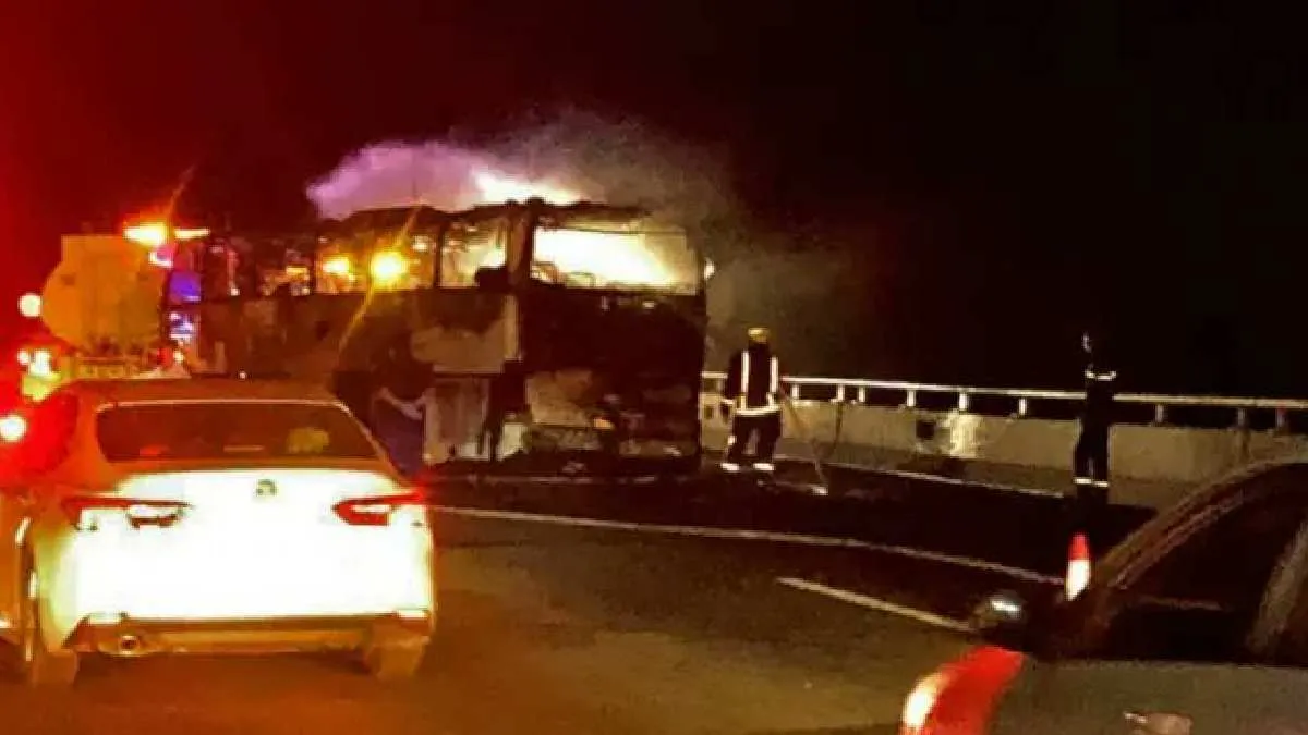 सऊदी अरब में हुआ भीषण सड़क हादसा, 42 भारतीय यात्रियों की मौत; हेल्पलाइन नंबर जारी