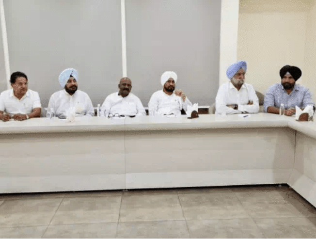 ਪੰਜਾਬ ਕਾਂਗਰਸ ਨੇ ਸੰਗਠਨ ਮਜ਼ਬੂਤ ਕੀਤਾ, 2027 ਚੋਣਾਂ ਲਈ ਤਿਆਰੀ ਸ਼ੁਰੂ