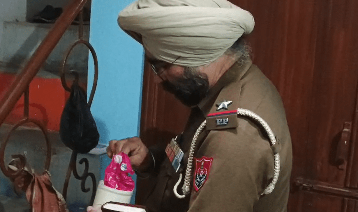 ਜੰਡਿਆਲਾ ਥਾਣੇ ਦੇ ਏਰੀਏ ‘ਚ ਵੱਡਾ ਸਵੀਪ ਆਪ੍ਰੇਸ਼ਨ —6 ਕਾਬੂ, ਹੈਰੋਇਨ ਅਤੇ ਕੈਪਸੂਲ ਬਰਾਮਦ