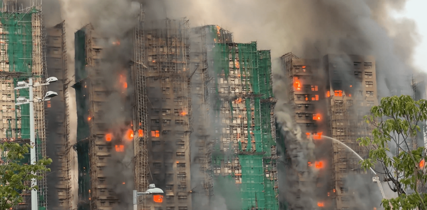 ਹਾਂਗਕਾਂਗ ਦੀਆਂ ਉੱਚੀ ਇਮਾਰਤਾਂ ਵਿੱਚ ਭਿਆਨਕ ਅੱਗ: 44 ਮੌਤਾਂ ; 3 ਸ਼ੱਕੀ ਗ੍ਰਿਫ਼ਤਾਰ