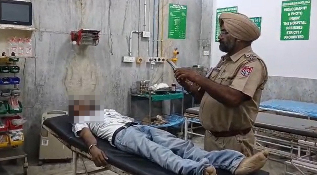 ਮੋਗਾ ਦੇ ਸਰਕਾਰੀ ਹਸਪਤਾਲ ਦੇ ਬਾਥਰੂਮ ਵਿੱਚੋਂ ਨੌਜਵਾਨ ਦੀ ਲਾਸ਼ ਬਰਾਮਦ, ਮਰੀਜ਼ਾਂ ਵਿੱਚ ਦਹਿਸ਼ਤ ਦਾ ਮਾਹੌਲ