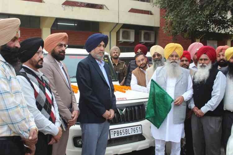 ਪੰਜਾਬ ‘ਚ ਦੁੱਧ ਅਤੇ ਪਸ਼ੂਆਂ ਦੇ ਚਾਰੇ ਵਿੱਚ ਮਿਲਾਵਟ ਕਰਨ ਵਾਲਿਆਂ ਦੀ ਹੁਣ ਖੈਰ ਨਹੀਂ, ਖੁੱਡੀਆਂ ਨੇ ਚਾਰ ਮੋਬਾਈਲ ਟੈਸਟਿੰਗ ਵੈਨਾਂ ਕੀਤੀਆਂ ਰਵਾਨਾ